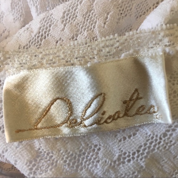 Vintage 90s Delicates white lace stretchy chemise - Picture 7 of 7